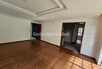 4 Bed House with En Suite in Kitisuru