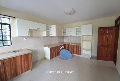 4 Bed Townhouse with Swimming Pool in Kiambu Road - 4