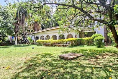 4 Bed House with En Suite in Muthaiga