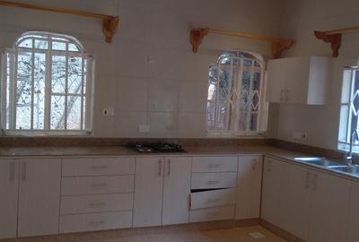 4 Bed Townhouse with En Suite at Spring Valley Area