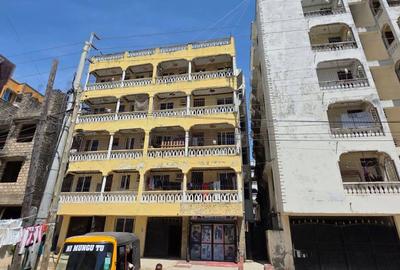 10 Bed House at Bamburi - 2