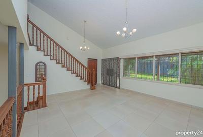 4 Bed Townhouse with En Suite in Muthaiga - 2
