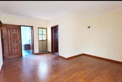 5 Bed Townhouse with En Suite at Lavington Green
