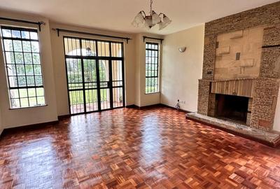 4 Bed Villa with En Suite in Karen