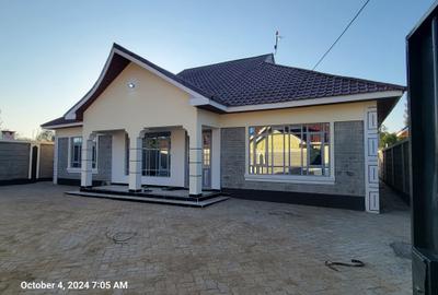 3 Bed House with En Suite at Mugutha