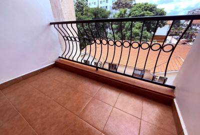 2 Bed Apartment with Parking in Lavington