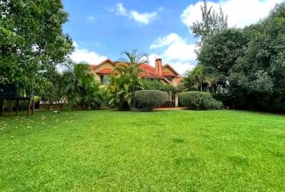 4 Bed House with En Suite in Runda
