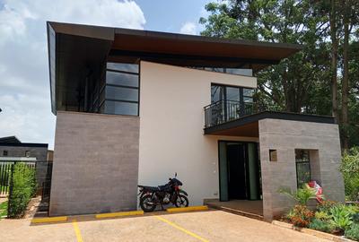 4 Bed Townhouse with En Suite in Runda - 3