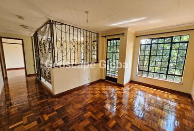 4 Bed House with En Suite in Runda - 2