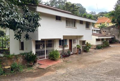 4 Bed Townhouse with En Suite at Peponi Road