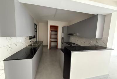 3 Bed Apartment with En Suite at Westlands - 4