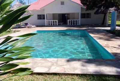 4 Bed House with En Suite in Watamu
