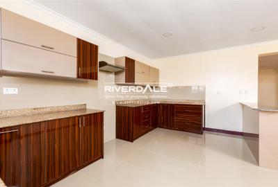 3 Bed Apartment with En Suite in Kilimani - 3