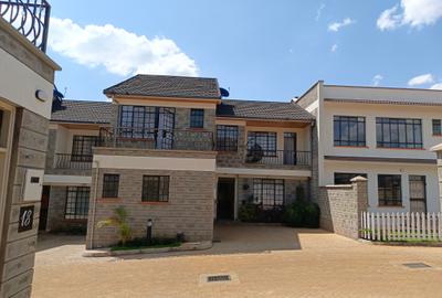 4 Bed Townhouse with En Suite in Eastern ByPass