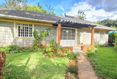 2 Bed House with En Suite in Karen