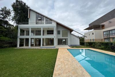 4 Bed Villa with En Suite at Ndege Road