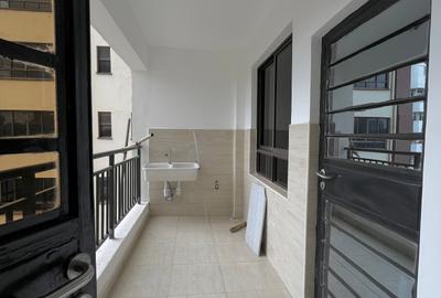 3 Bed Apartment with En Suite in Lavington - 4