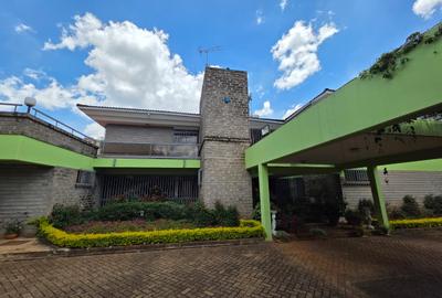 5 Bed Townhouse with En Suite in Muthaiga