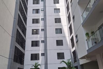 2 Bed Apartment with En Suite at Riverside - 4