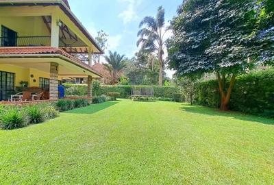 5 Bed House with En Suite at Rosslyn
