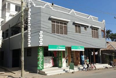 10 Bed House with Borehole at Bamburi - 2