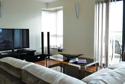 Serviced 2 Bed Apartment at Wood Avenue