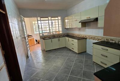 3 Bed Apartment with En Suite at Kilimani