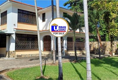 5 Bed House with En Suite in Nyali Area