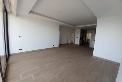 3 Bed Apartment with En Suite in Riverside