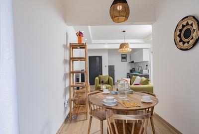 Furnished 1 Bed Apartment with En Suite in Rhapta Road