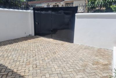 4 Bed Townhouse with En Suite in Lavington