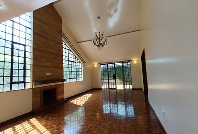 4 Bed Townhouse with En Suite in Kitisuru