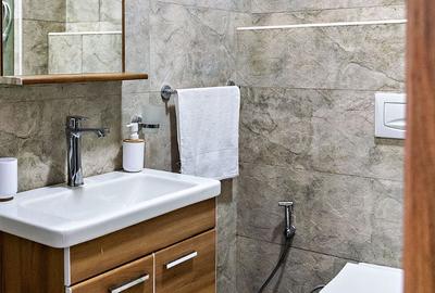 Serviced Studio Apartment with En Suite in Kileleshwa