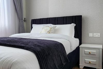 Serviced 1 Bed Apartment with Swimming Pool in Kilimani - 3