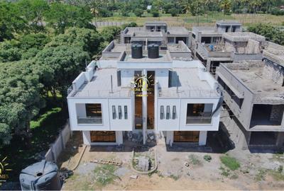 3 Bed Villa with En Suite at Mtwapa - 2