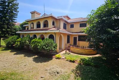 5 Bed House with En Suite at Old Runda