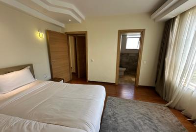 Serviced 2 Bed Apartment with En Suite at Kilimani - 4