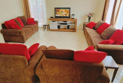 4 Bed Townhouse with En Suite in Kiambu Road - 3