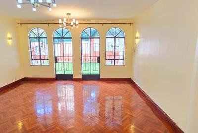 5 Bed Townhouse with En Suite at Riverside Garden - 4