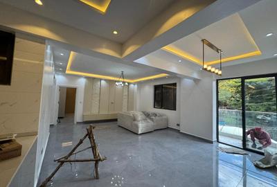 3 Bed Apartment with En Suite at Kindaruma Road