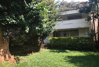 4 Bed Townhouse with Garden in Westlands Area - 3