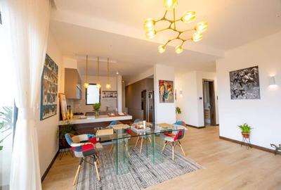 3 Bed Apartment with En Suite in Rosslyn