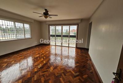 3 Bed House with En Suite in Runda