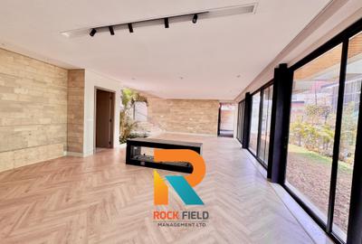 5 Bed Apartment with En Suite at Grevillea Grove - 4