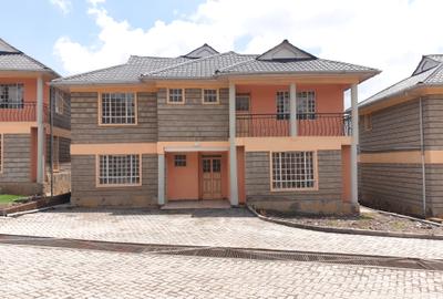 5 Bed Townhouse with En Suite in Ongata Rongai