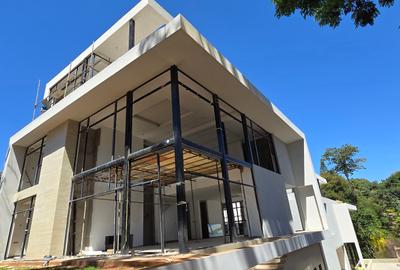 6 Bed Townhouse for Sale at Lavington Green