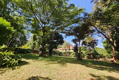 4 Bed House with En Suite in Nyari - 2