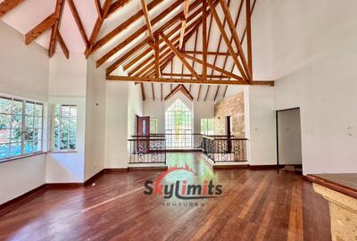 5 Bed Townhouse with En Suite in Rosslyn - 4