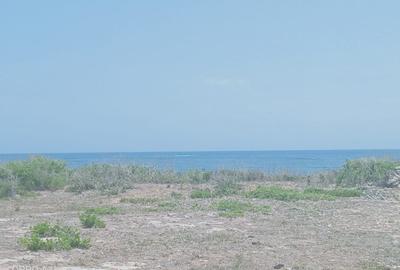 18 ac Land at Chumani - 3