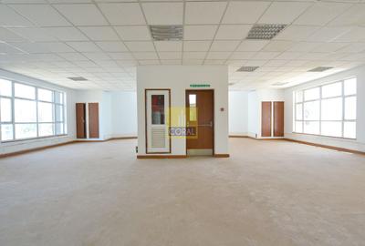 5,000 ft² Office with Backup Generator at Muthangari Dr